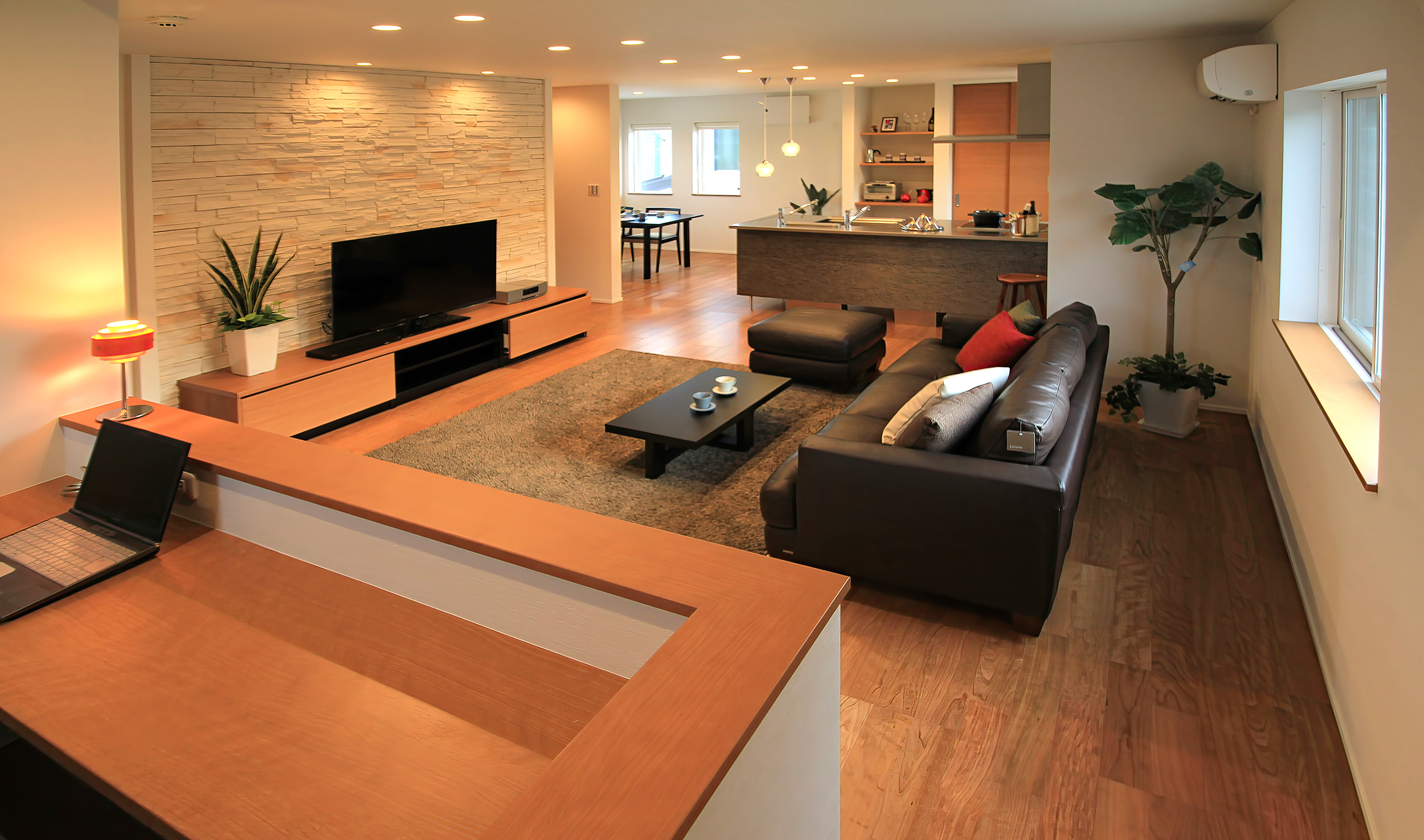 モダンな住宅のインテリア